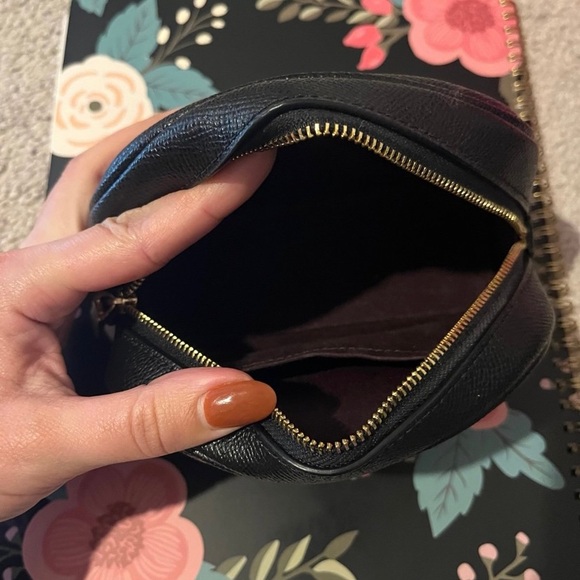 Coach Canvas Dome Cosmetic Makeup Case Black With Logo $118 - Picture 5 of 5